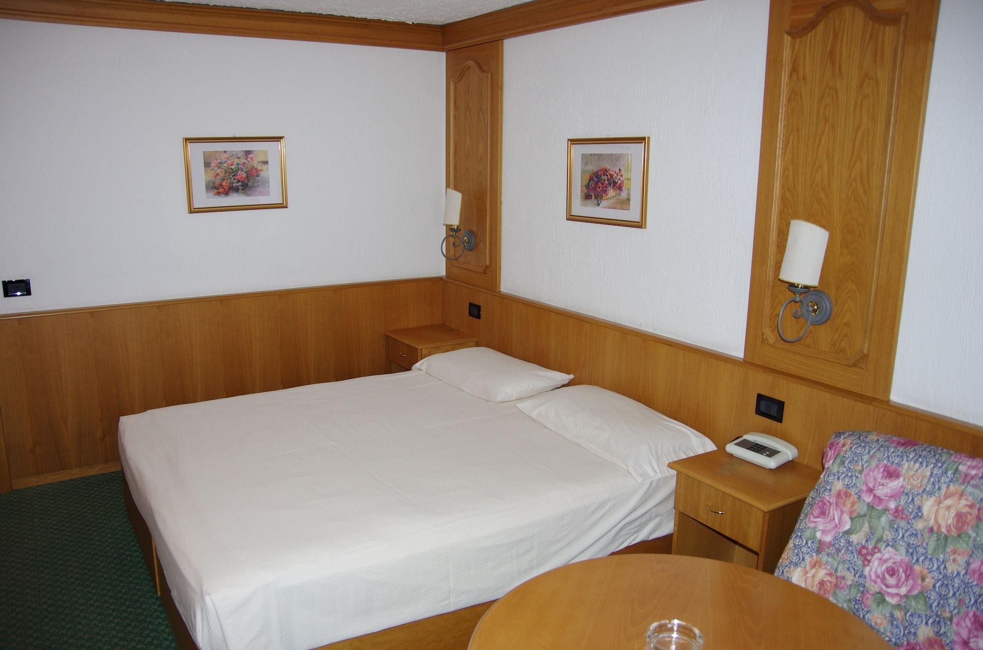 Hotel Intermonti Лівіньо Екстер'єр фото
