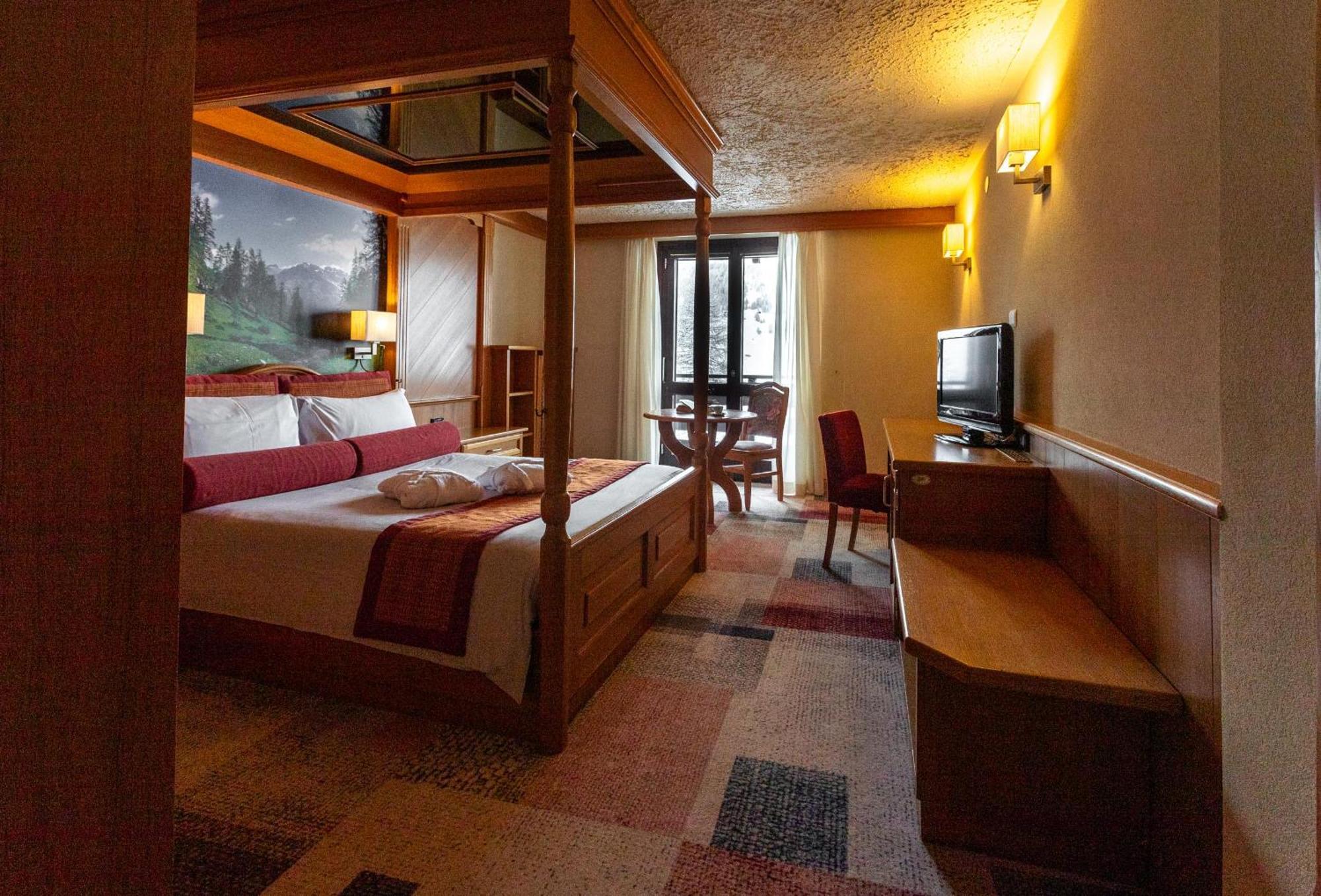 Hotel Intermonti Лівіньо Екстер'єр фото