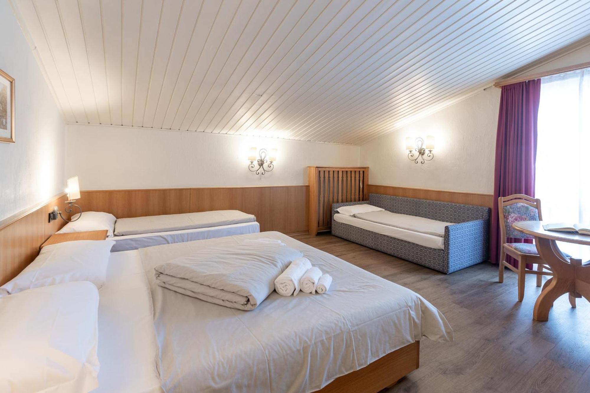 Hotel Intermonti Лівіньо Номер фото
