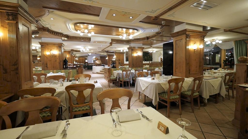 Hotel Intermonti Лівіньо Екстер'єр фото